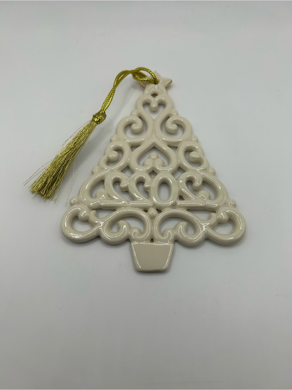 NEW Lenox 2022 Ceramic Tree Ornament with Gold Accents - Picture 3 of 5